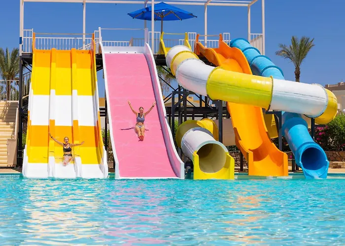 Amwaj Oyoun 4*