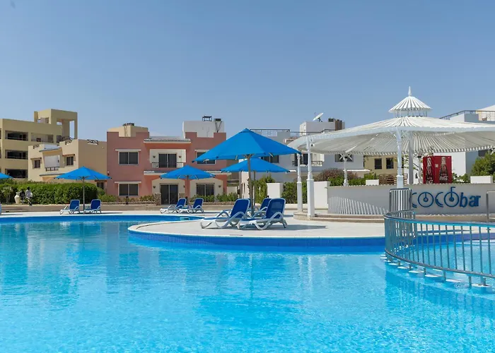 Amwaj Oyoun Resort